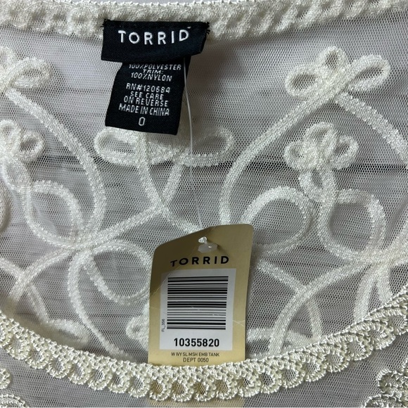 Nwt Torrid Lace Insert Embroidered Sleeveless Top - Picture 8 of 9